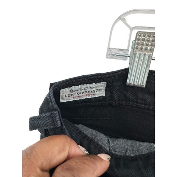 Levi's Black Classic Basic Button Fly Premium Wedgie Straight Leg Jeans Size 32 - Picture 3 of 13